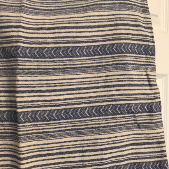 Skirt - Picture 2 of 4